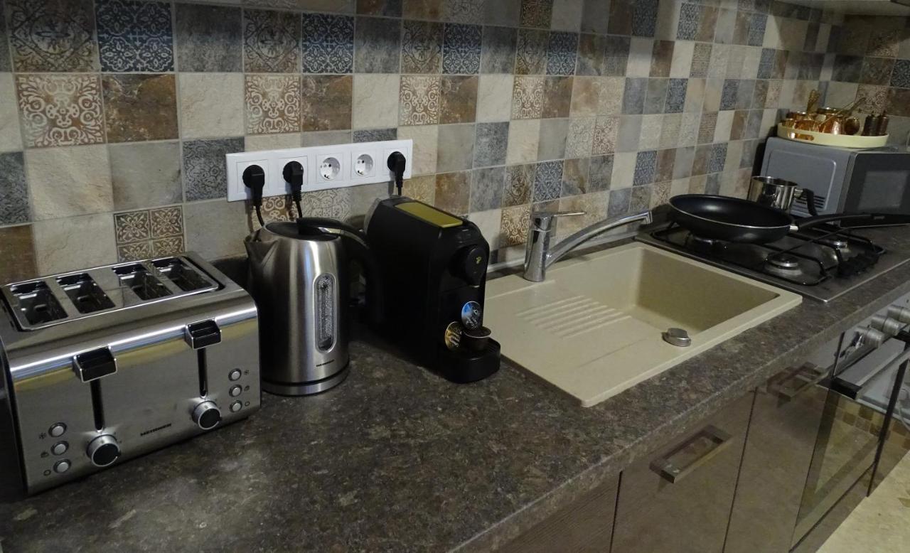 Ole Apartment - Get Your Energy For Free! Coffee And Tea On The House ティミショアラ エクステリア 写真