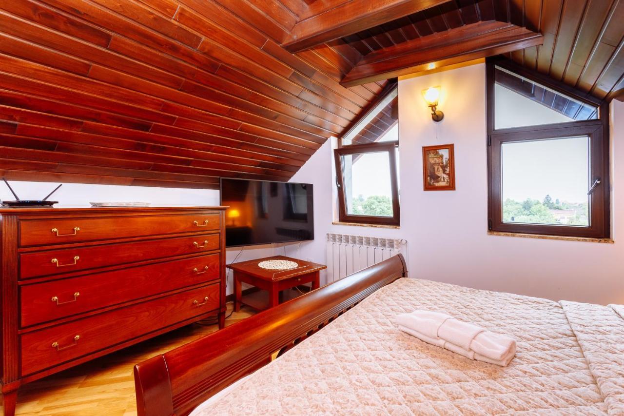 Ole Apartment - Get Your Energy For Free! Coffee And Tea On The House ティミショアラ エクステリア 写真