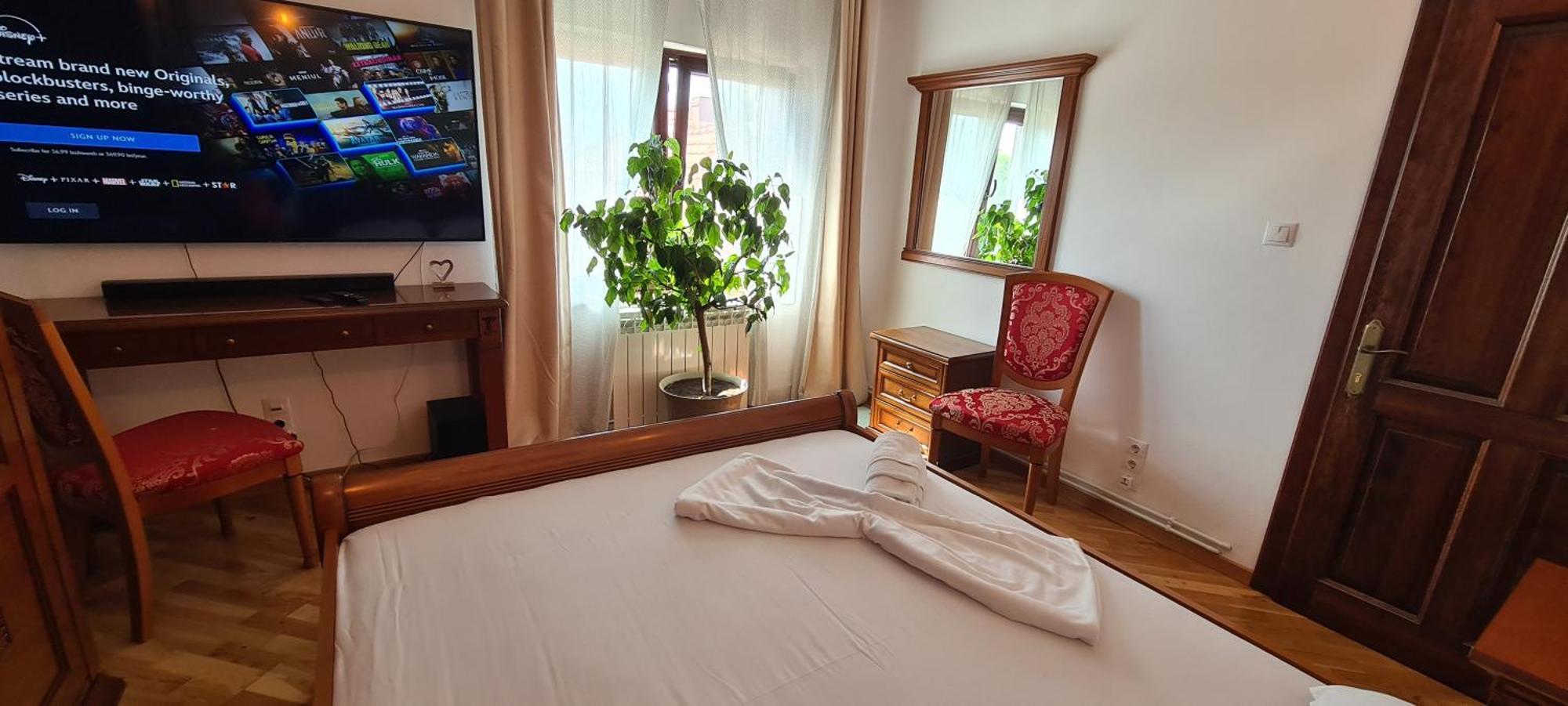 Ole Apartment - Get Your Energy For Free! Coffee And Tea On The House ティミショアラ エクステリア 写真